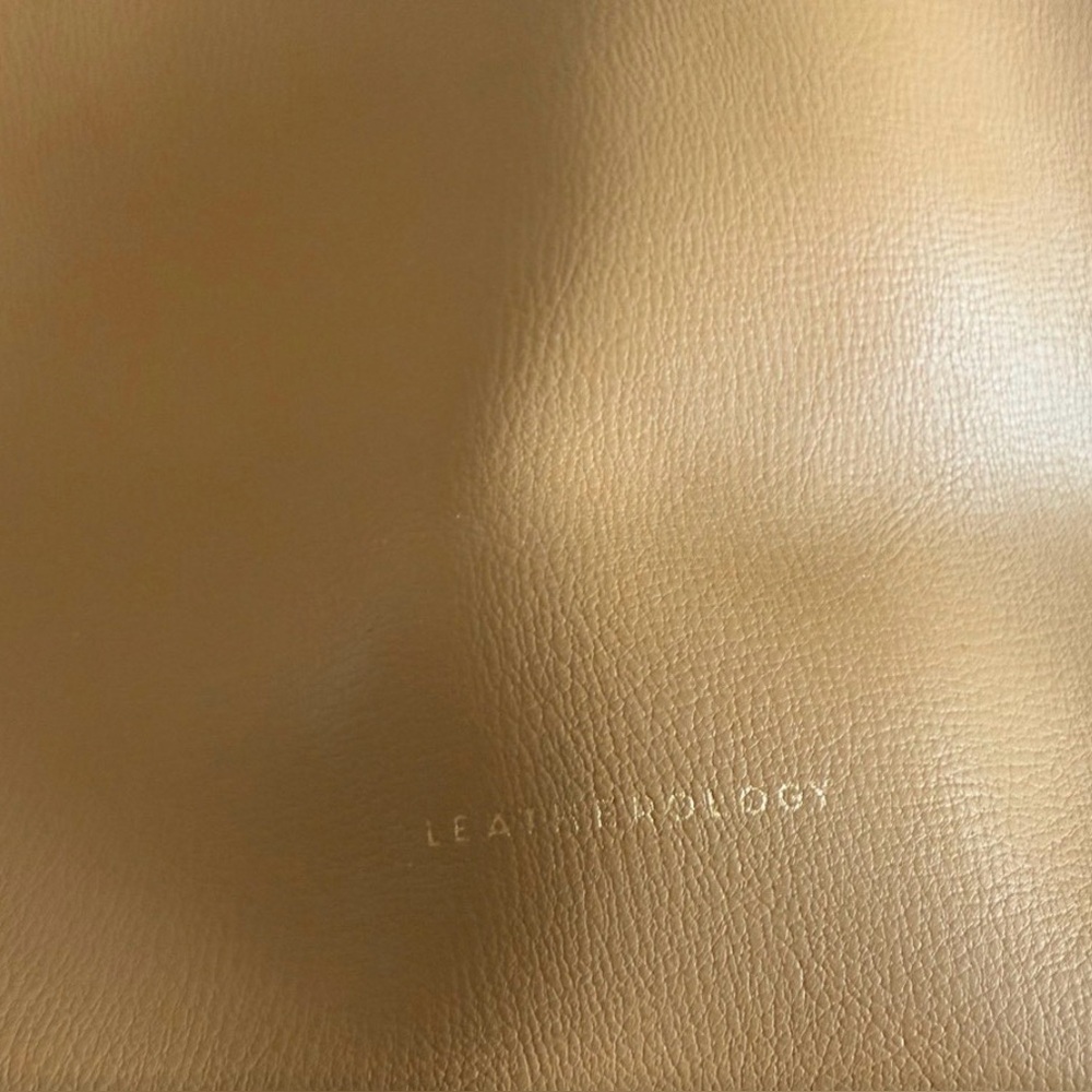 Classic Tan Shoulder Bag - Women Bags Shoulder Bag - Picture 3 of 11